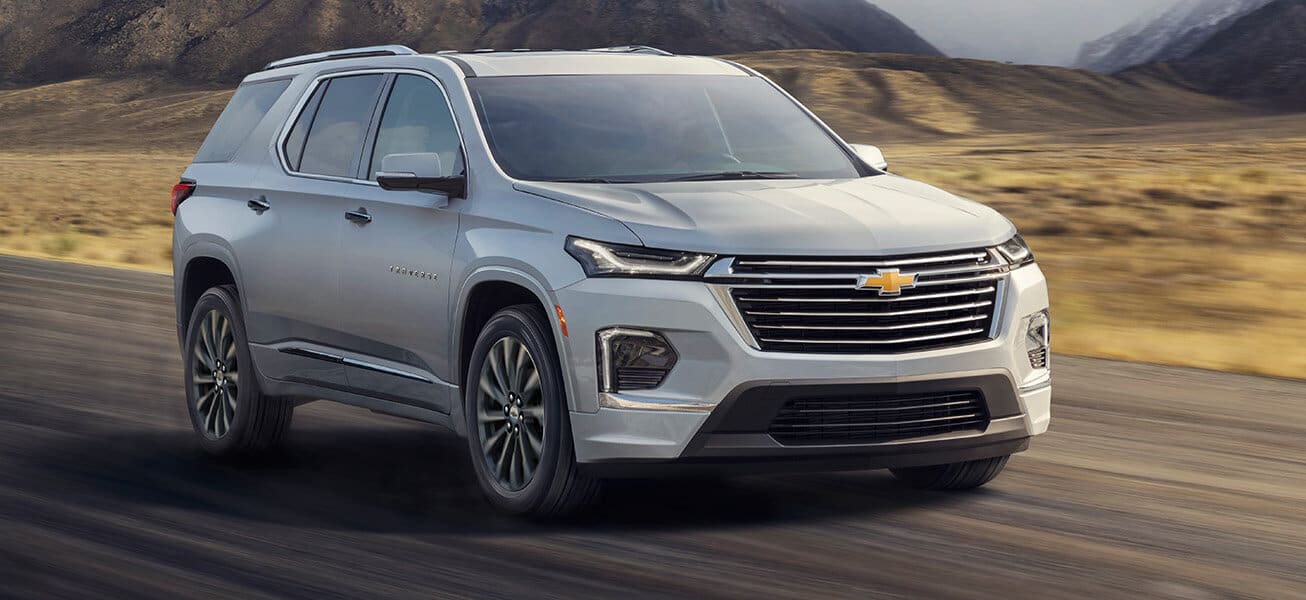 2023 Chevrolet Traverse Vs Ford Explorer Is The 2023 Chevrolet Traverse Getting Left Behind